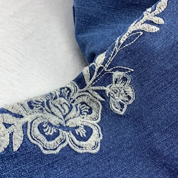 Charter Club Bristol Capri Jeans - Picture 9 of 11